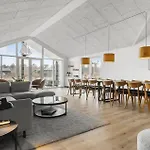 Casa vacanze Amazing In With Sauna Glesborg